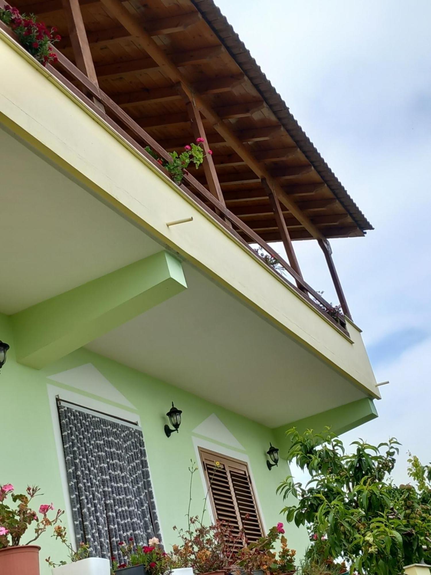 Vila Dean Berat Esterno foto
